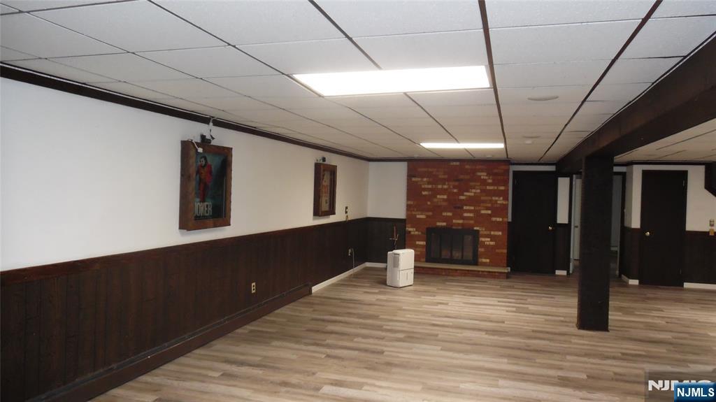 26 James Terrace Pompton Lakes, NJ 07442 - Photo 30 of 43 a view of a furniture in a room