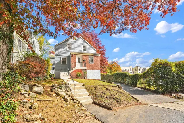 $947,000 | 27 Dell Avenue, Mount Vernon, NY 10553