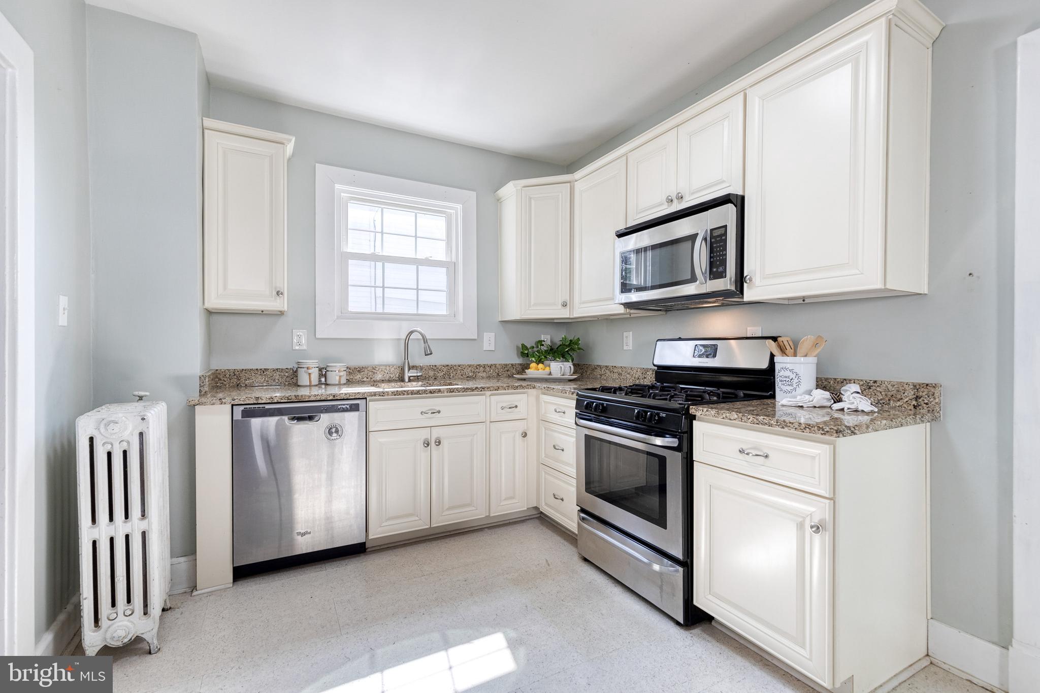 624 Orpington Road Baltimore, MD 21229 - Photo 17 of 34