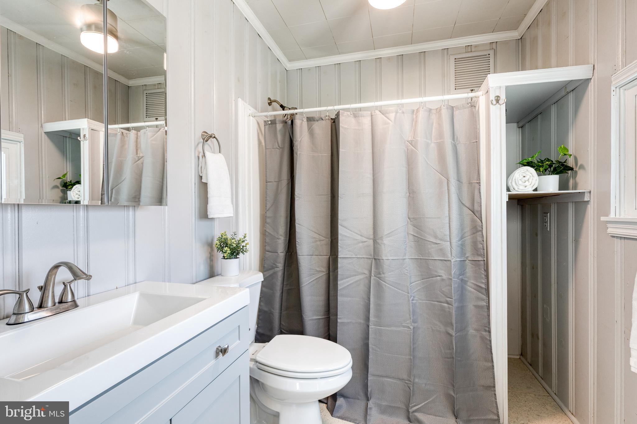 624 Orpington Road Baltimore, MD 21229 - Photo 19 of 34