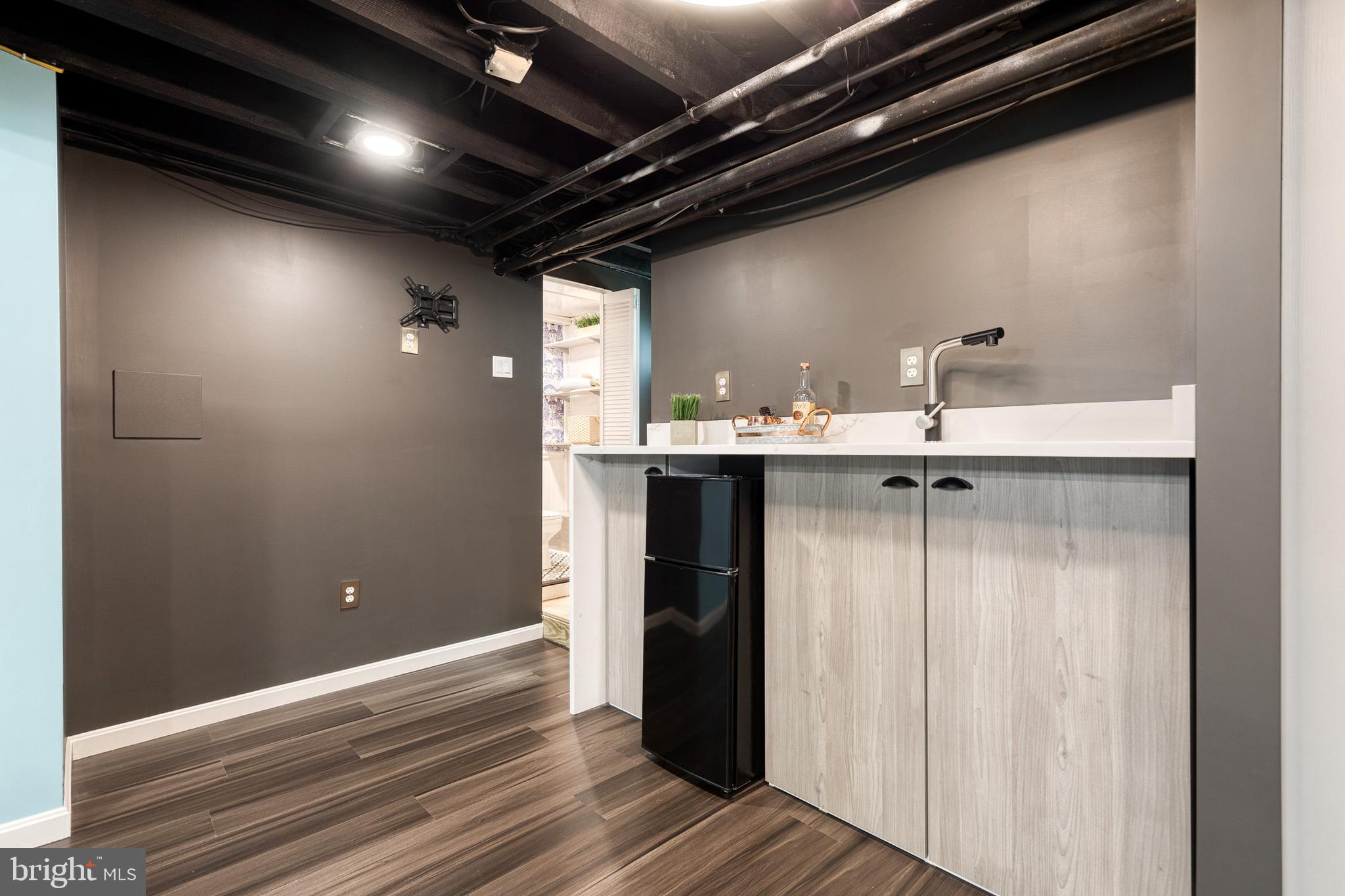 624 Orpington Road Baltimore, MD 21229 - Photo 29 of 34