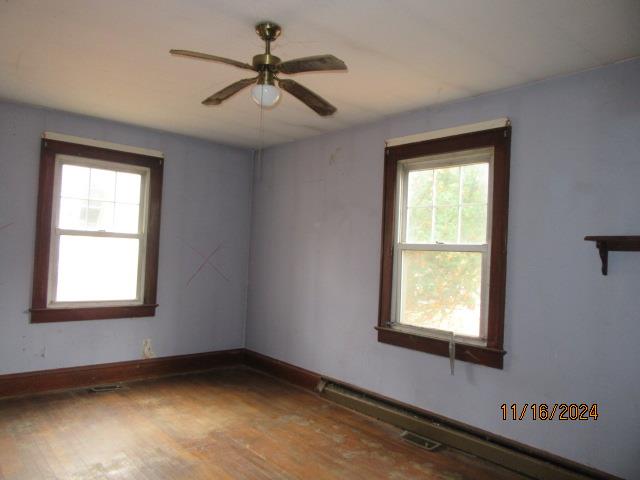 1273 Riverside Drive North Tazewell, VA 24630 - Photo 4 of 15 Gallery Image 4