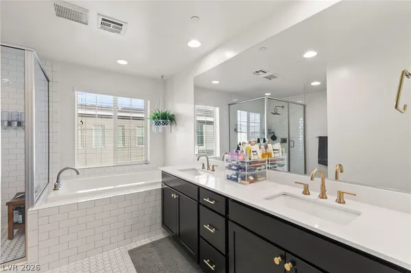 $3,800 | 3057 Lascari Avenue, Henderson, NV 89044