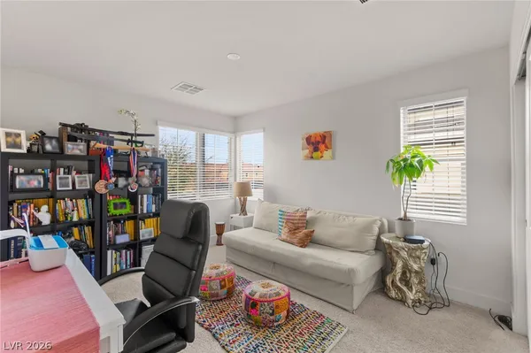 $3,800 | 3057 Lascari Avenue, Henderson, NV 89044