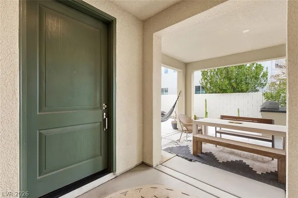 $3,800 | 3057 Lascari Avenue, Henderson, NV 89044