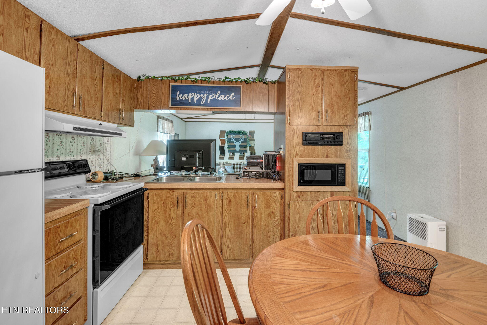 237 Blue Ridge Road Speedwell, TN 37870 - Photo 11 of 25 15-web-or-mls-Blue Ridge-8854