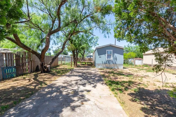 $85,000 | 502 Western Hills Drive, Abilene, TX 79605