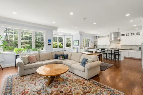 $1,995,000 | 8 Normandie Road, Dover, MA 02030