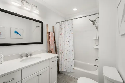 $1,995,000 | 8 Normandie Road, Dover, MA 02030