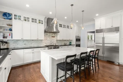 $1,995,000 | 8 Normandie Road, Dover, MA 02030