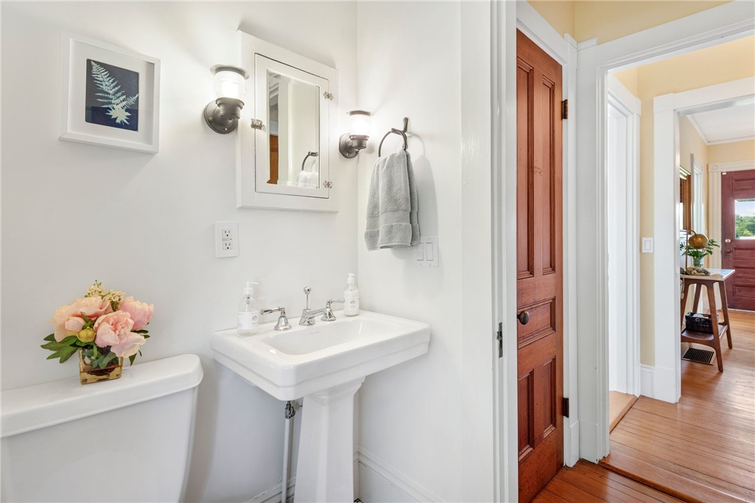 68 Grange Avenue Little Compton, RI 02837 - Photo 23 of 50