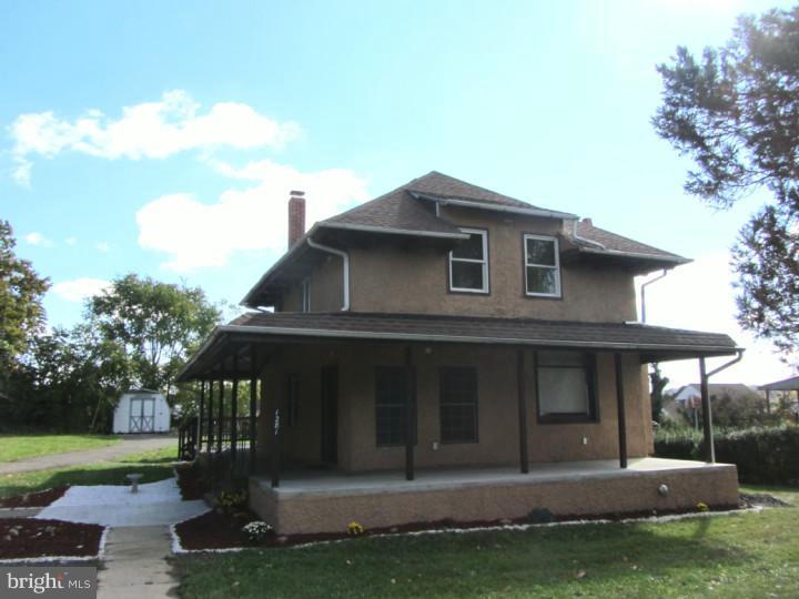 1281 Shelbourne Road Reading, PA 19606 - Photo 1 of 14
