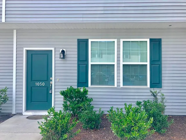 $1,690 | 1050 Lexi Court, Ladson, SC 29456