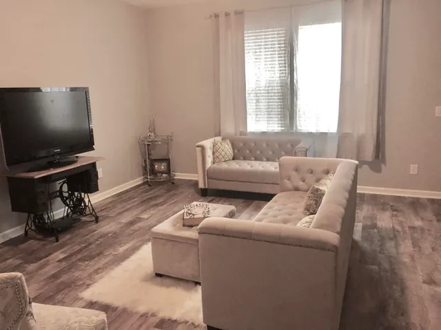 $1,690 | 1050 Lexi Court, Ladson, SC 29456