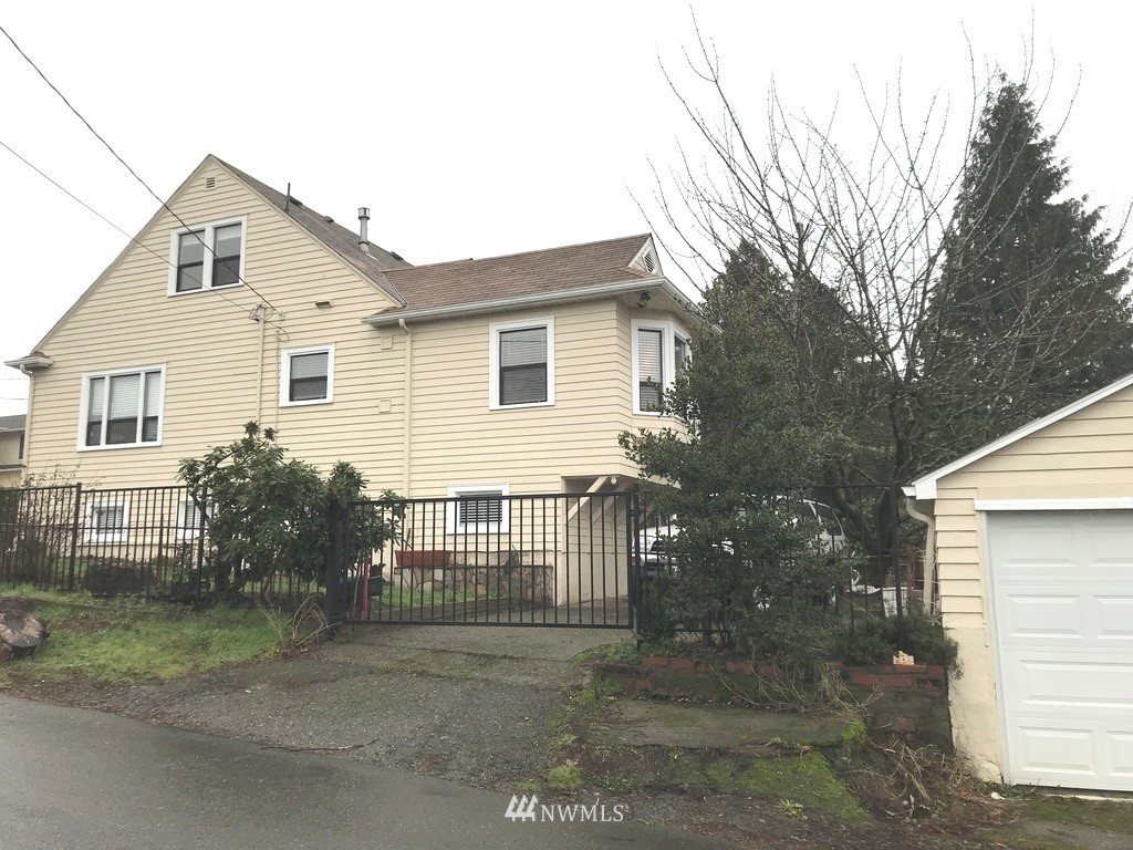 420 South 15th Street Renton, WA 98055 - Photo 3 of 25