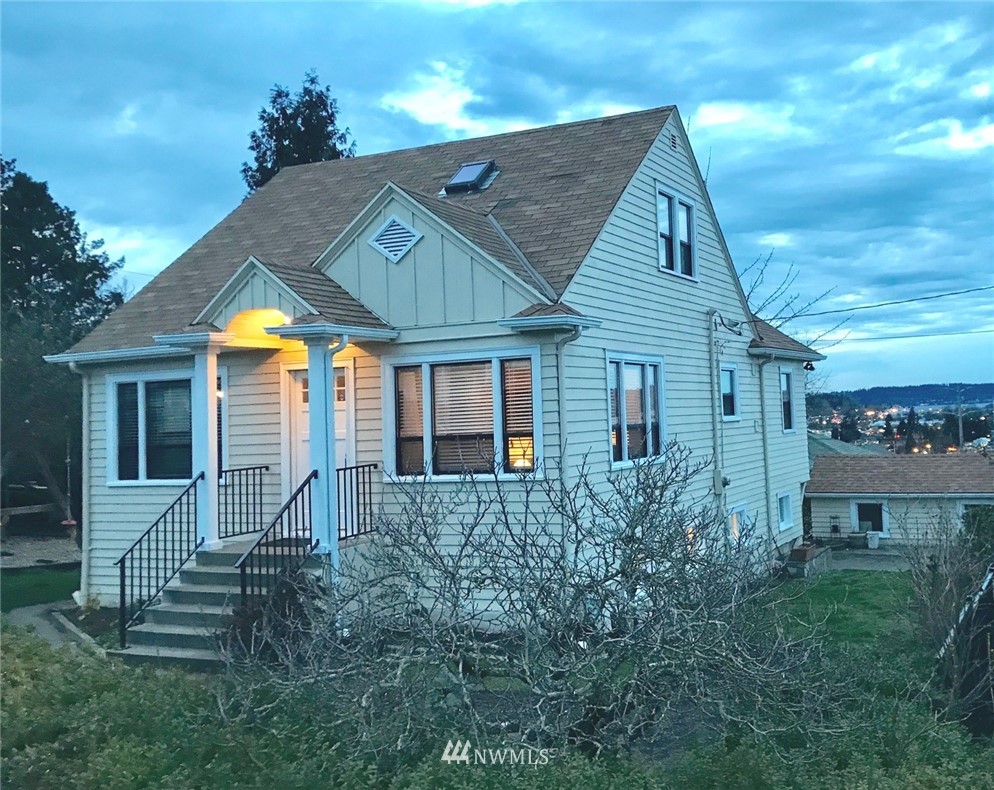 420 South 15th Street Renton, WA 98055 - Photo 4 of 25