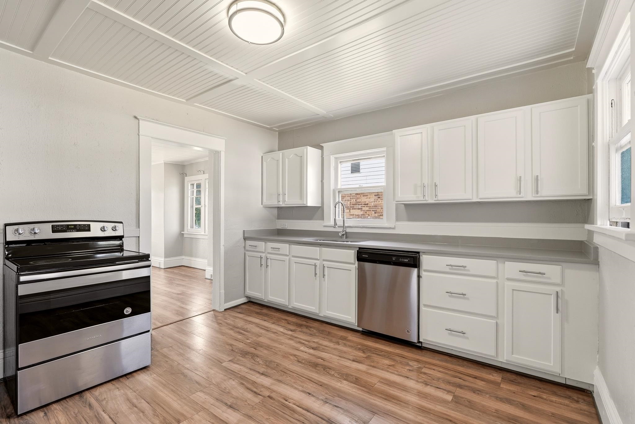 4811 North Walnut Street Spokane, WA 99205 - Photo 5 of 10