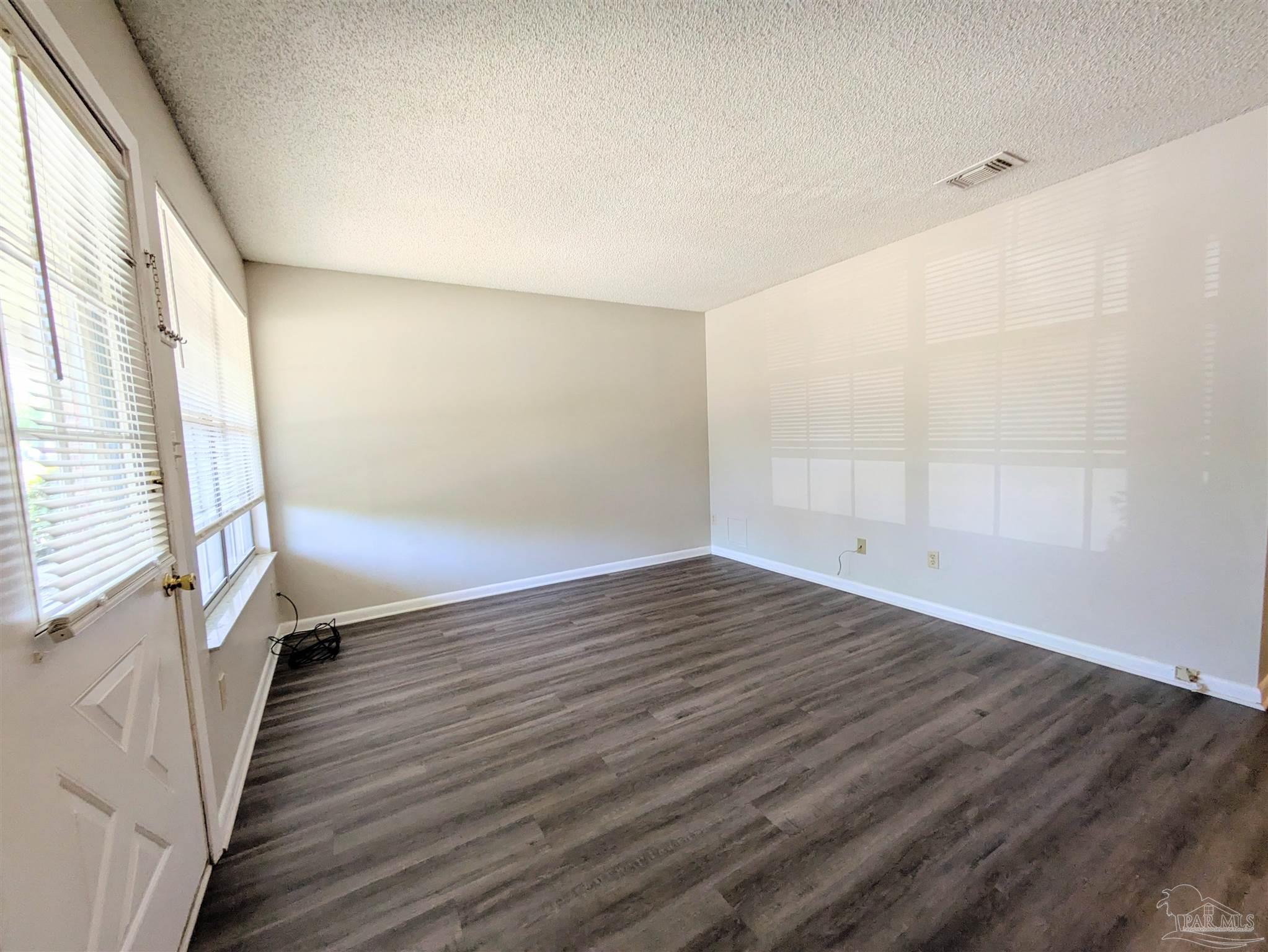 6288 Hamilton Bridge Road, Unit 502 Milton, FL 32570 - Photo 3 of 19