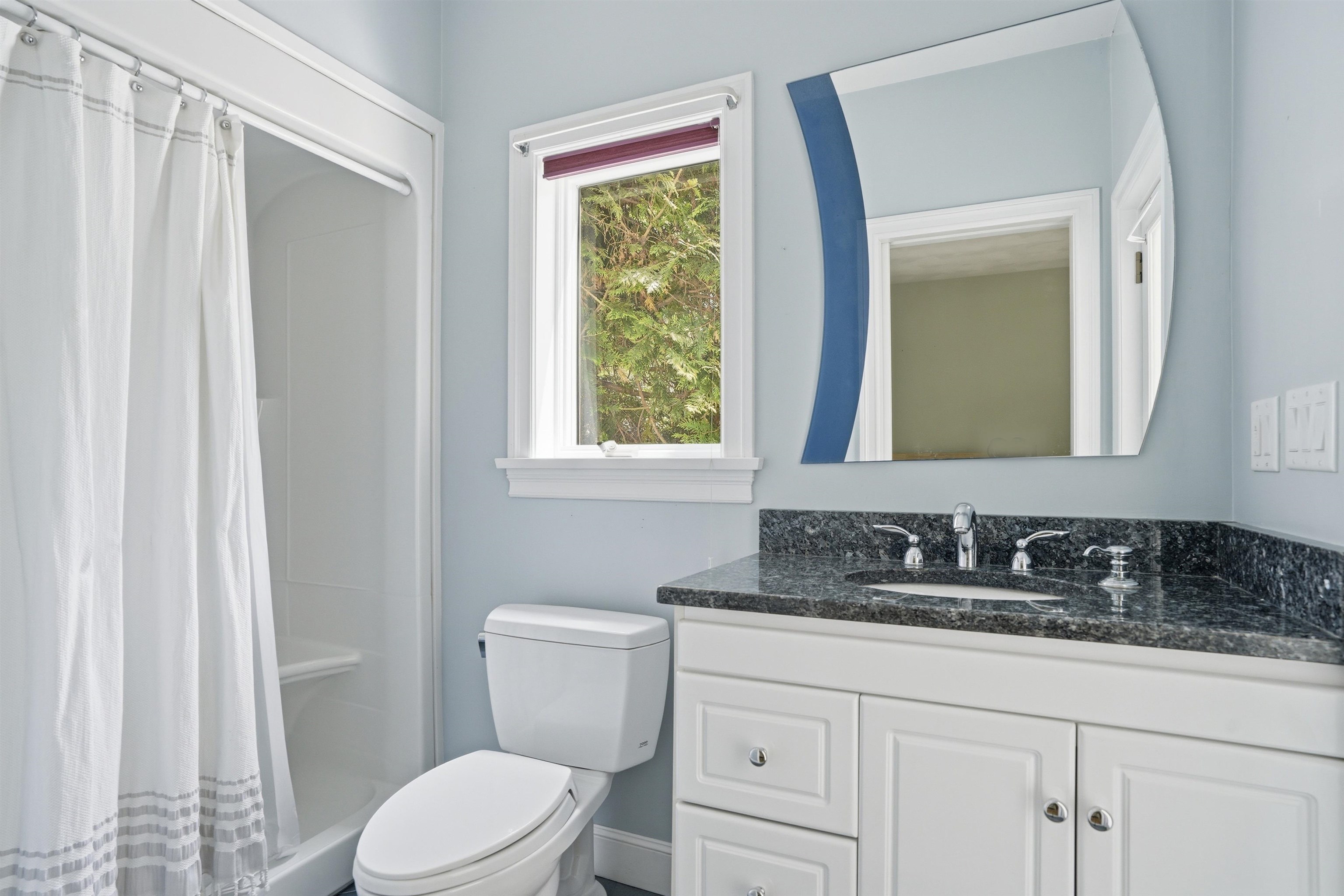 54 Sharon Road Windham, NH 03087 - Photo 34 of 58