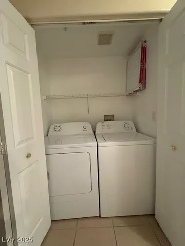 $268,800 | 7159 South Durango Drive, Unit 206, Las Vegas, NV 89113