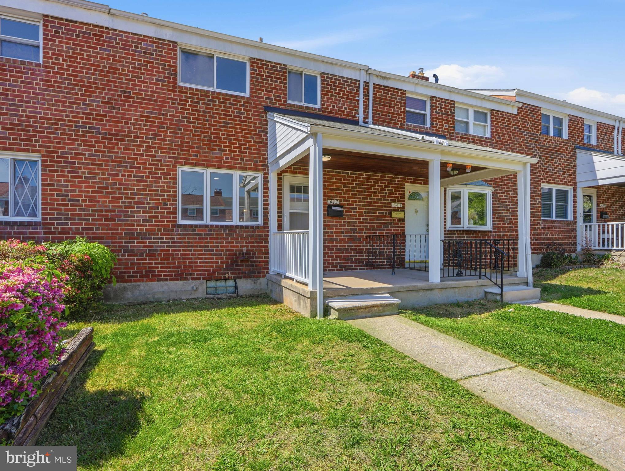 642 Queensgate Road Baltimore, MD 21229 - Photo 2 of 28