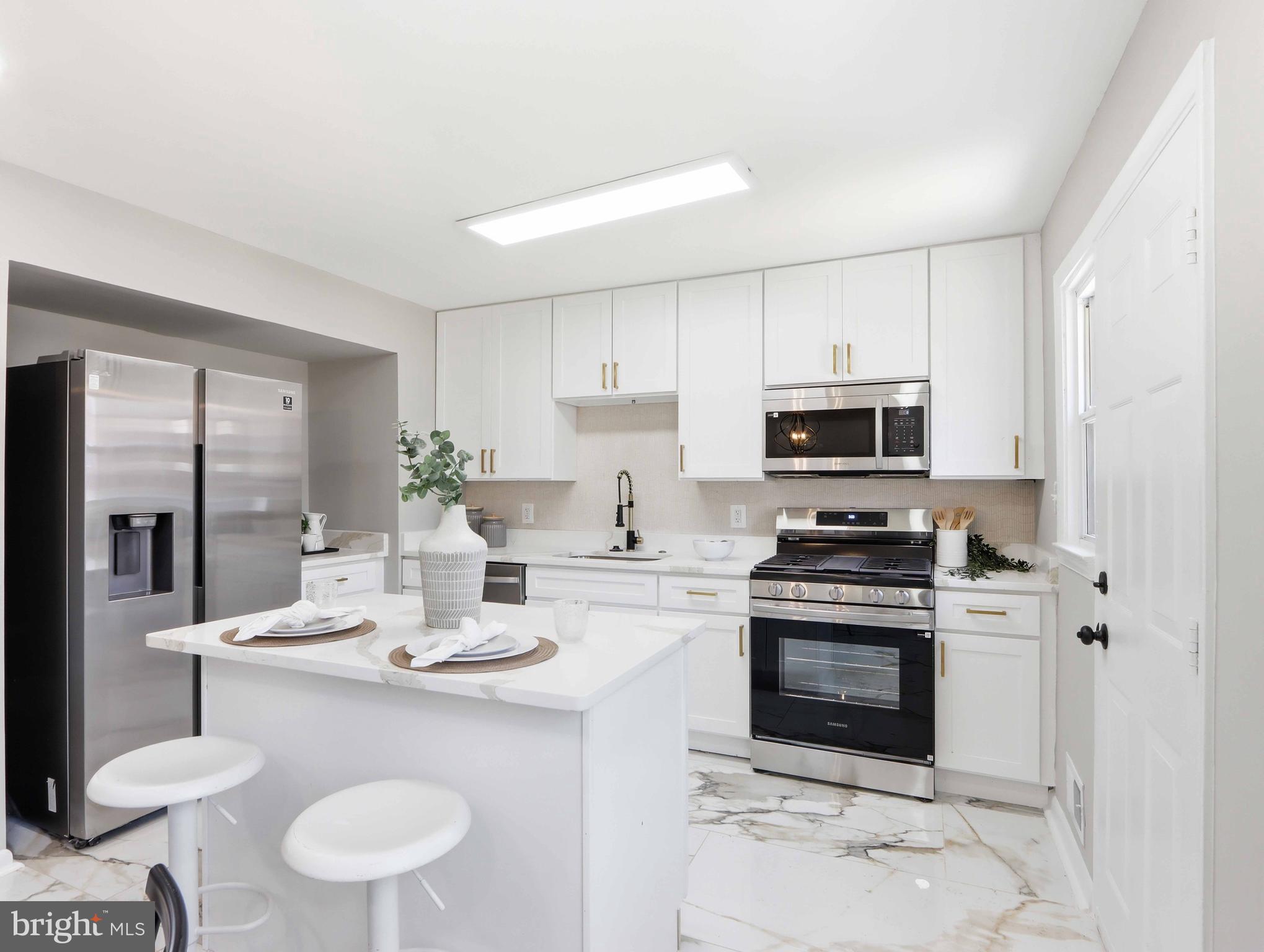 642 Queensgate Road Baltimore, MD 21229 - Photo 9 of 28