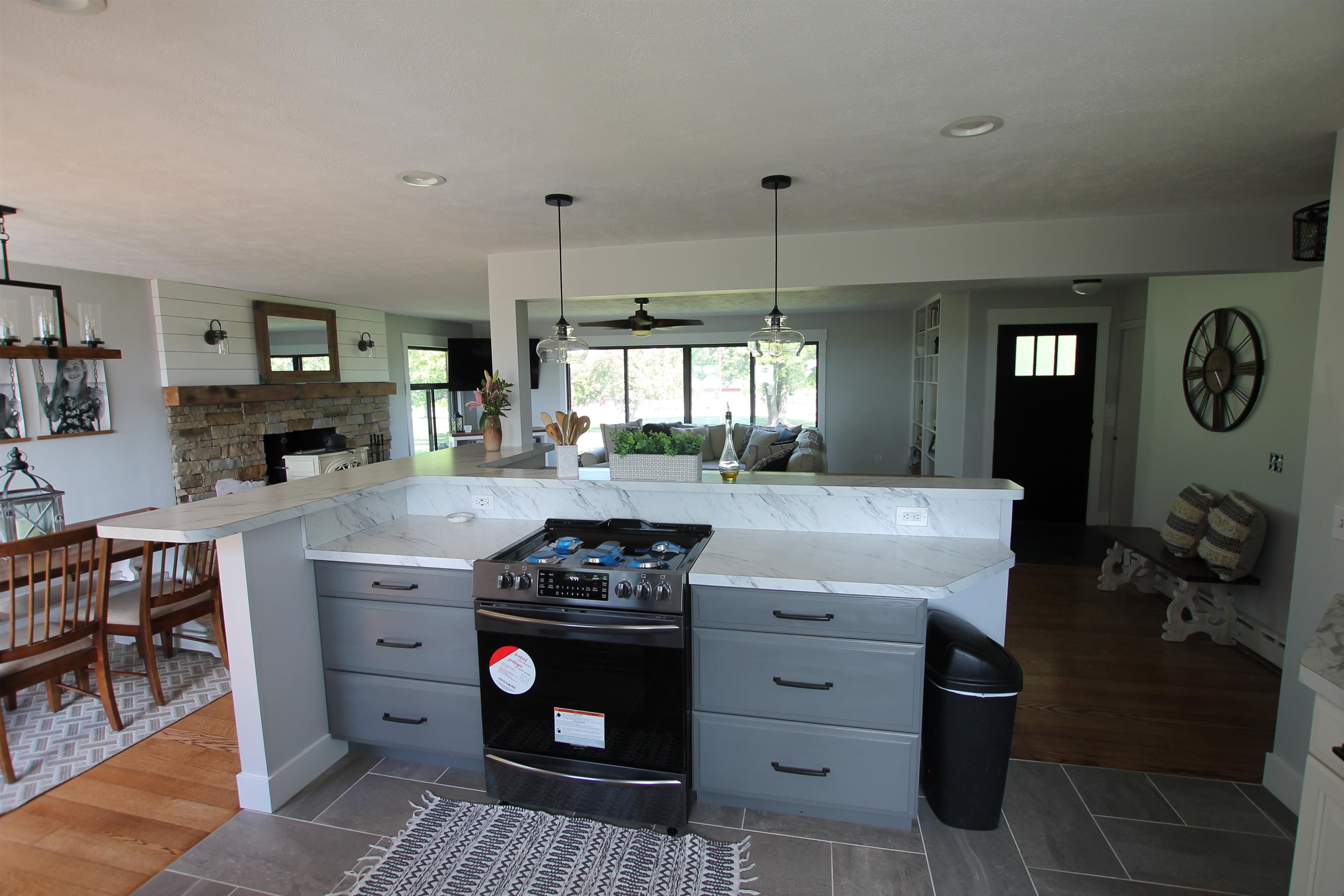 5851 Barnard Road Charlevoix, MI 49720 - Photo 7 of 25 1901037-6.JPG