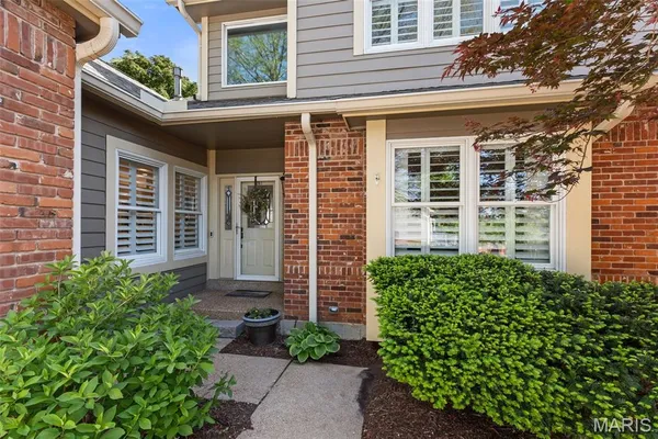 $649,000 | 710 Willow Spring Hill Court, Town and Country, MO 63017