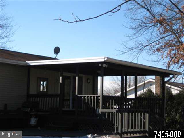 2213 Chestnut Road York, PA 17408 - Photo 23 of 25 a front view of a house