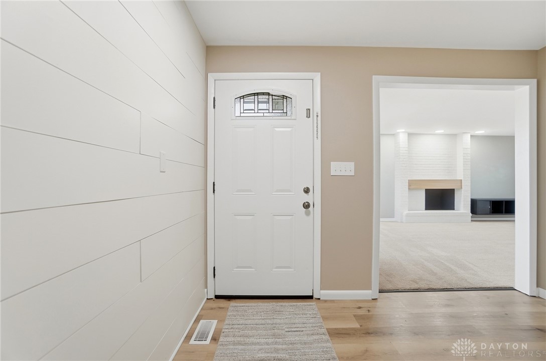 6071 Marshall Road Centerville, OH 45459 - Photo 4 of 65 Gallery Image 4