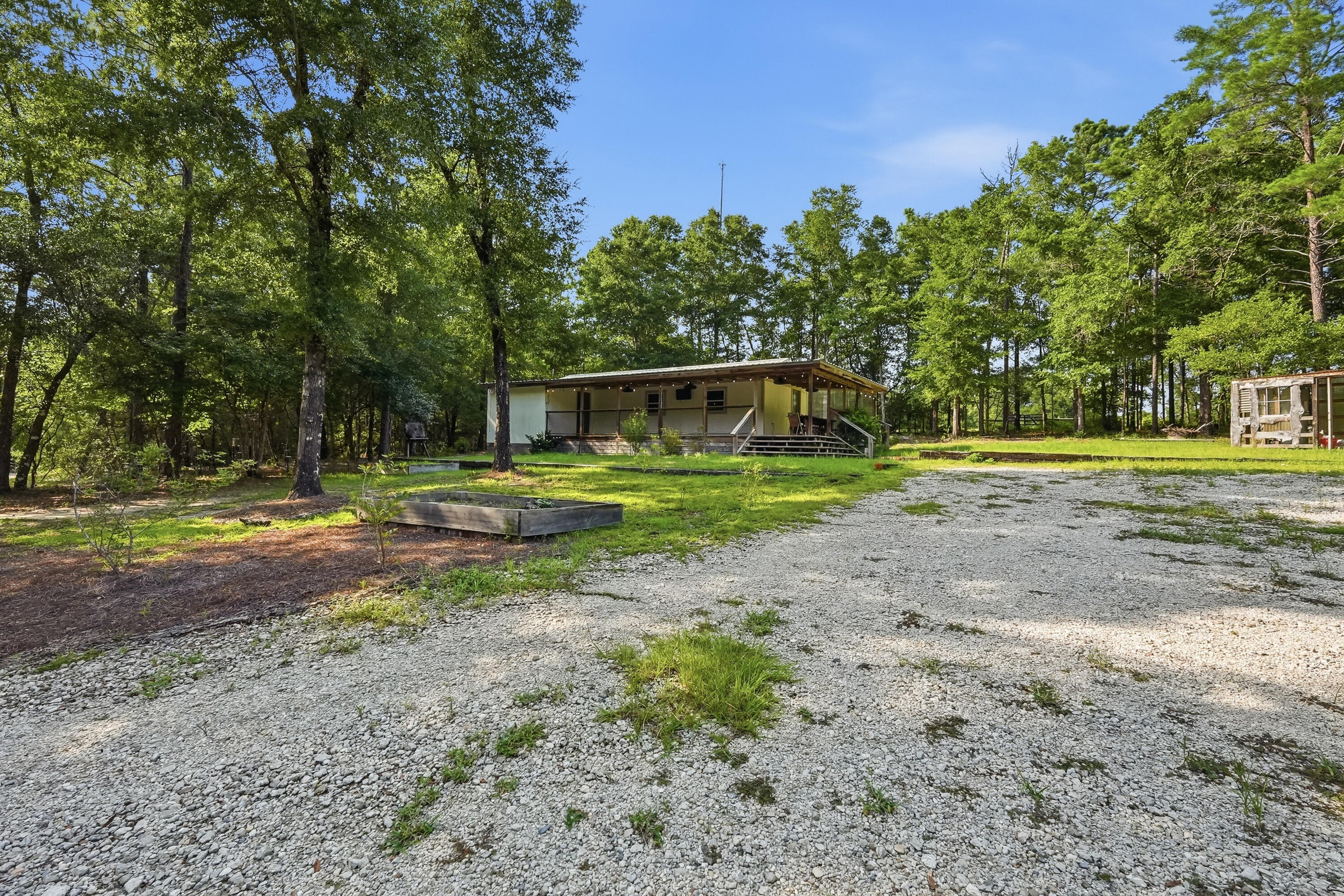 163 Tim Boland Road DeFuniak Springs, FL 32435 - Photo 2 of 44 163 tim boland rd-2
