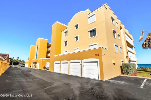 a view of a large building