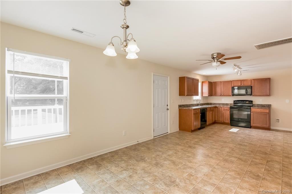 6828 Ridge Lane Road Charlotte, NC 28262 - Photo 11 of 25 Gallery Image 11