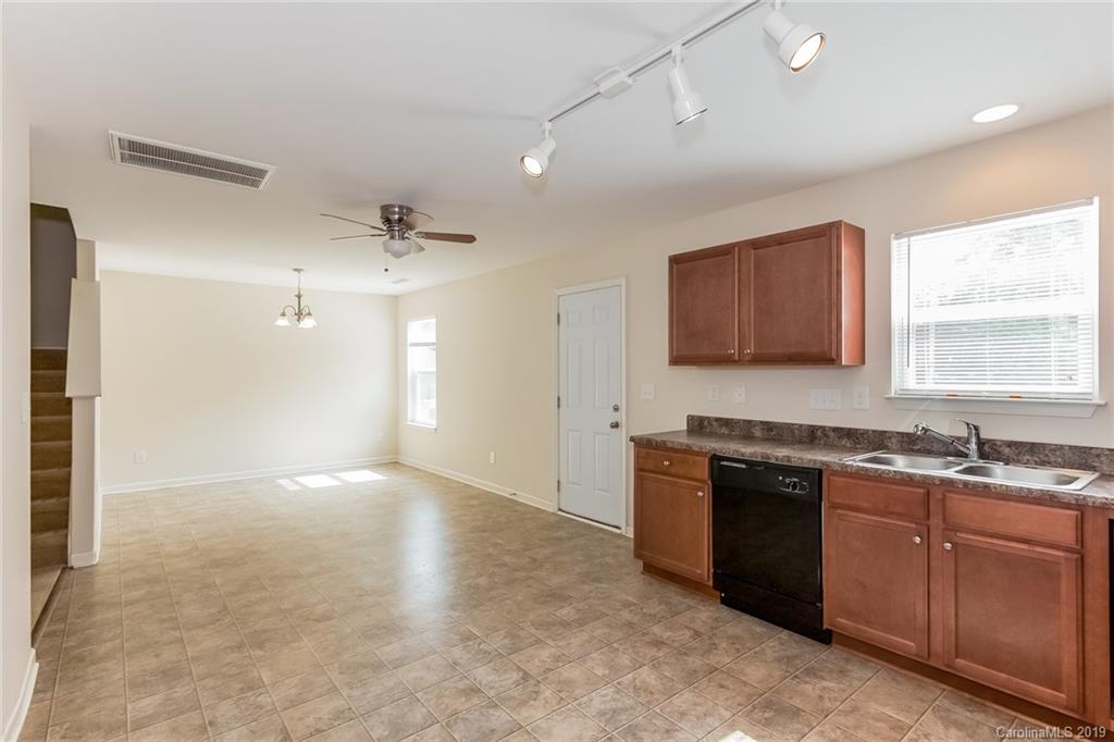 6828 Ridge Lane Road Charlotte, NC 28262 - Photo 13 of 25 Gallery Image 13