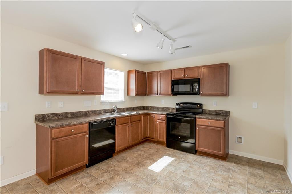 6828 Ridge Lane Road Charlotte, NC 28262 - Photo 14 of 25 Gallery Image 14