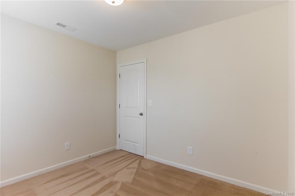 6828 Ridge Lane Road Charlotte, NC 28262 - Photo 17 of 25 Gallery Image 17
