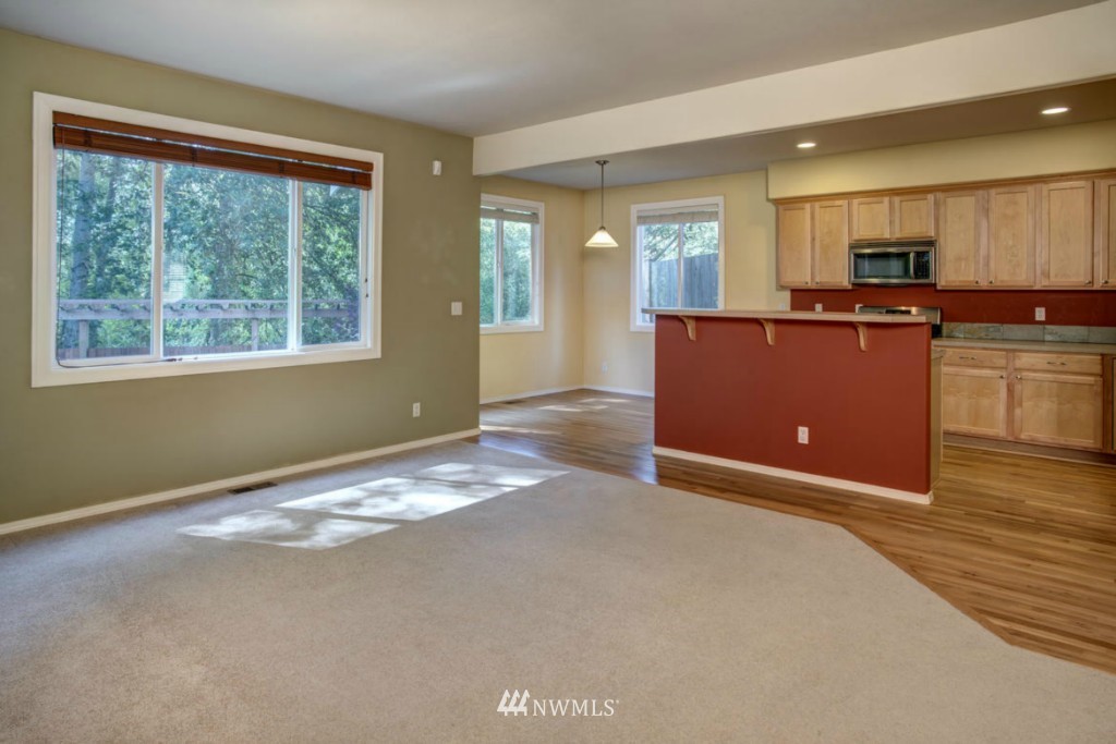 22722 30th Court Southeast Bothell, WA 98021 - Photo 8 of 20