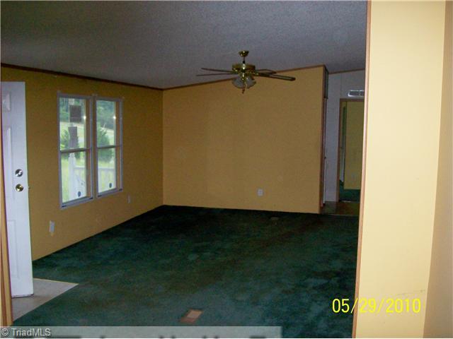 1398 Harris Road Walnut Cove, NC 27052 - Photo 3 of 7 Interior Space/Layout.