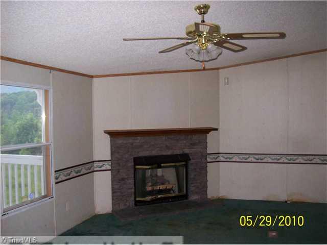 1398 Harris Road Walnut Cove, NC 27052 - Photo 5 of 7 Living Room.