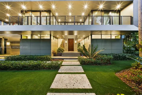 $6,995,000 | 3232 Emathla Street, Miami, FL 33133
