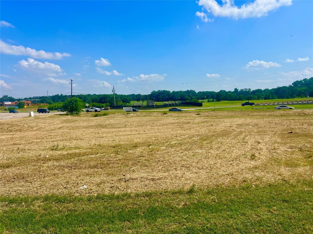 101 Gerault Road Flower Mound, TX 75028 - Photo 5 of 9