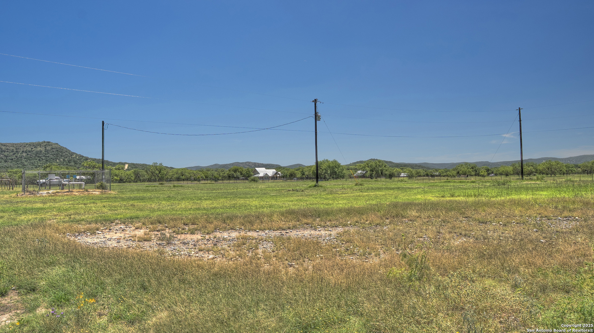 319 RiverTree N Road Rio Frio, TX 78879 - Photo 11 of 21