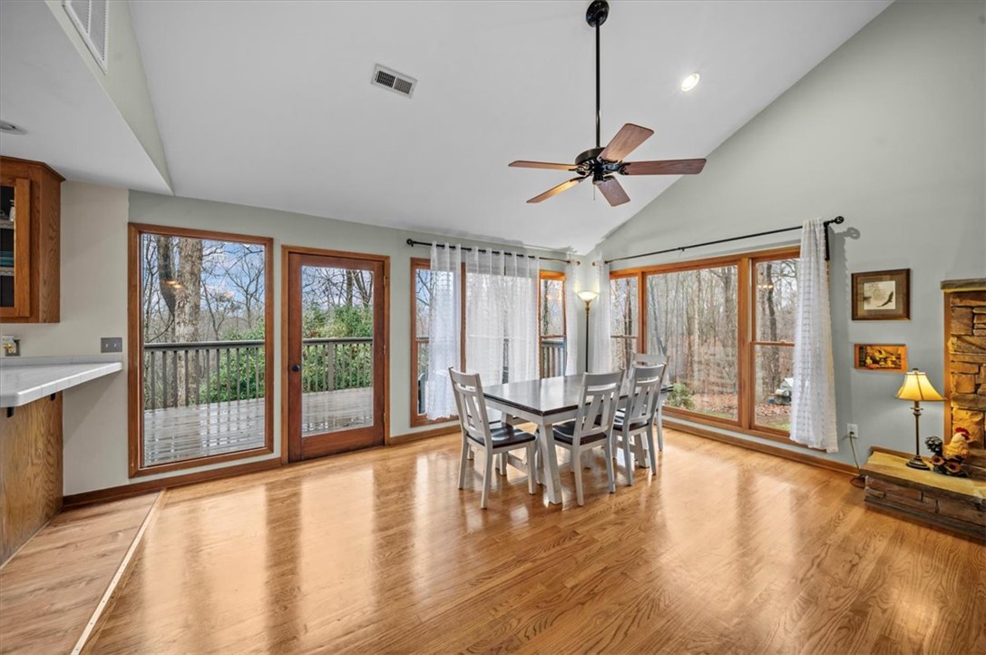 133 Ernestine Hayes Road Pickens, SC 29671 - Photo 9 of 32