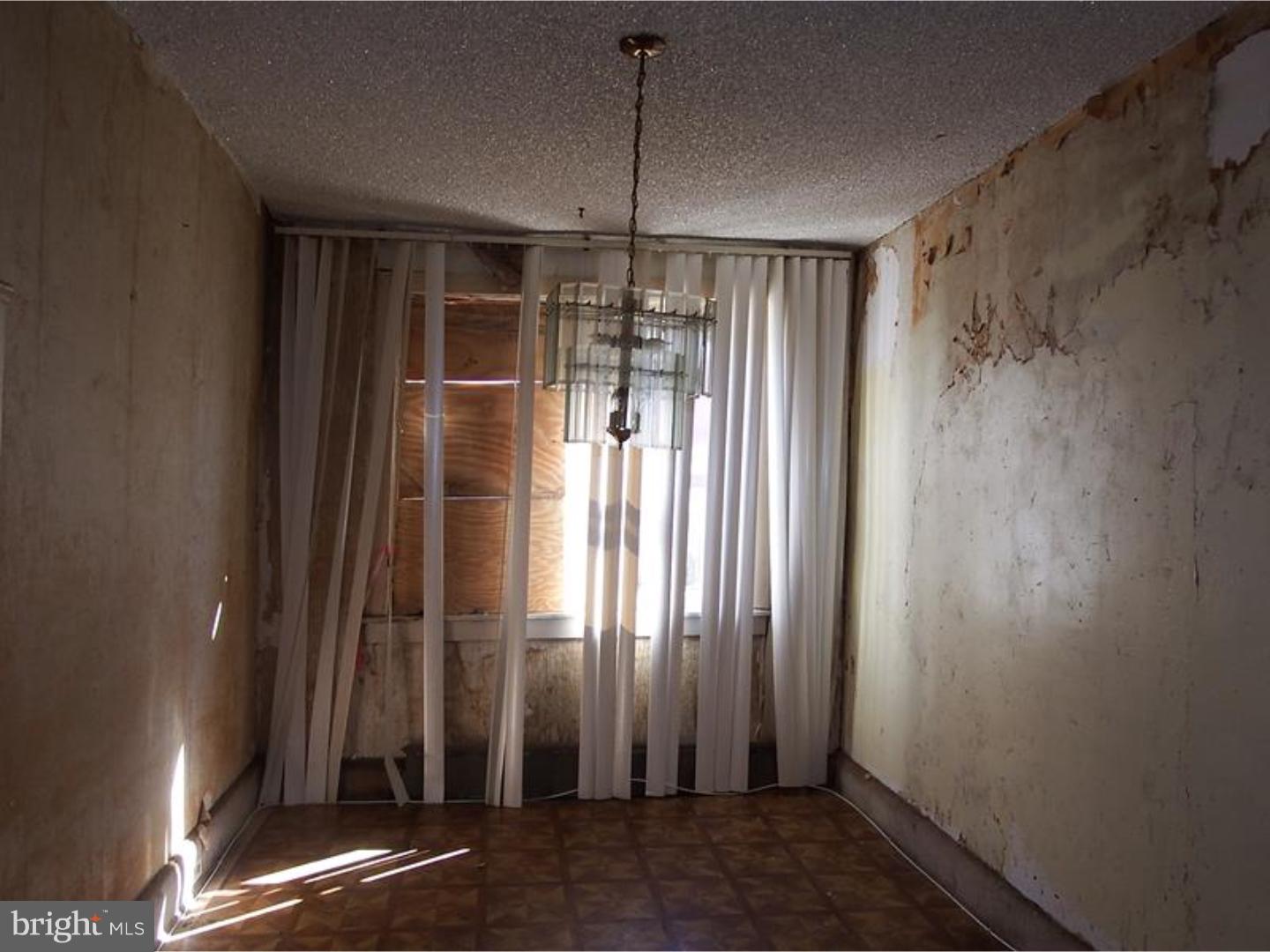 5612 Ridgewood Street Philadelphia, PA 19143 - Photo 7 of 15 Gallery Image 7