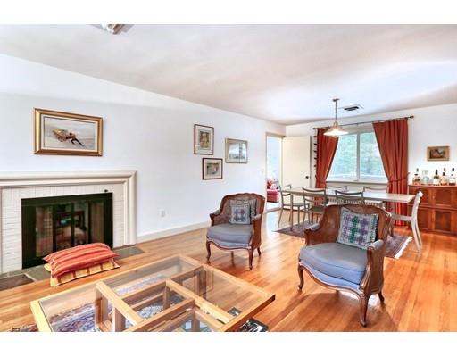 30 Helene Road Newton, MA 02468 - Photo 7 of 27 Gallery Image 7