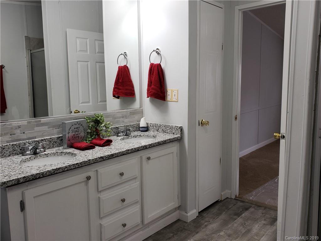 215 River Country Road Salisbury, NC 28146 - Photo 3 of 20 Gallery Image 3