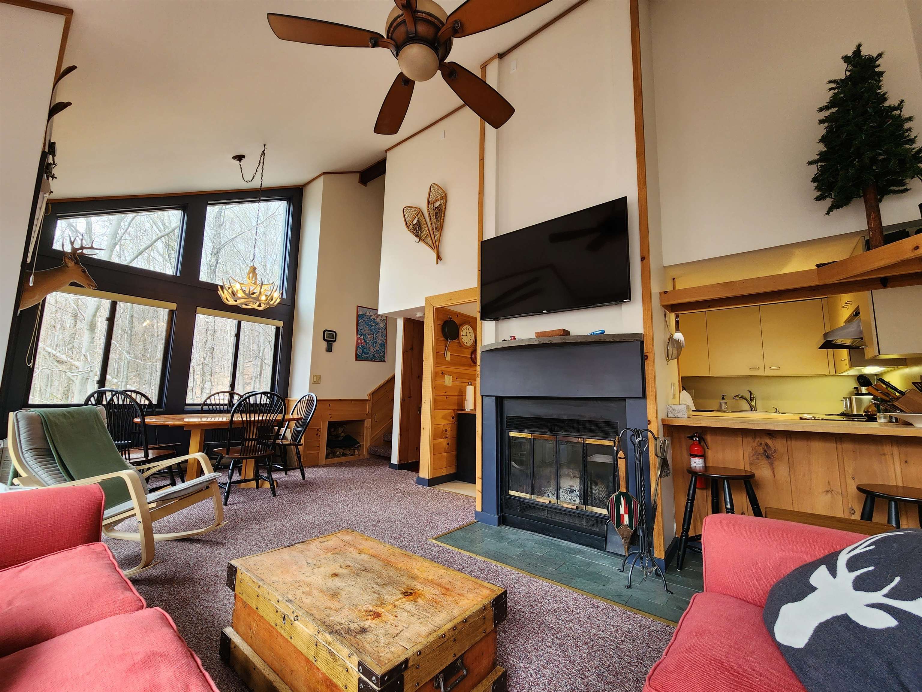 17 Highwood Road, Unit 3 Lincoln, NH 03251 - Photo 12 of 37