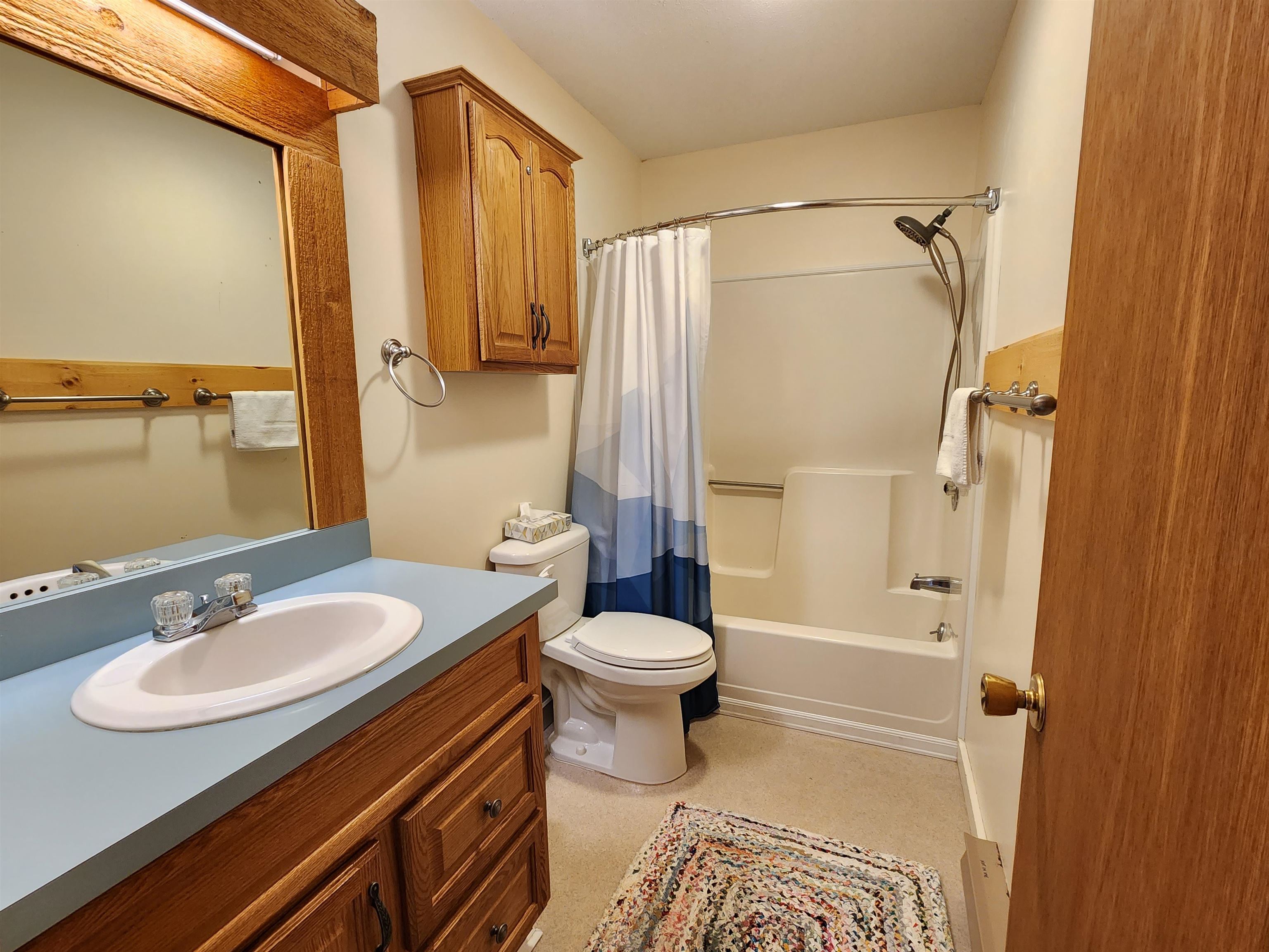 17 Highwood Road, Unit 3 Lincoln, NH 03251 - Photo 29 of 37