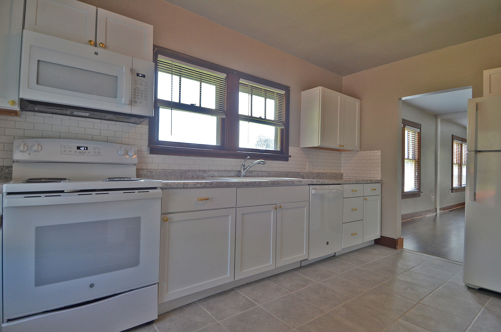 760 Guthrie Street Ottawa, IL 61350 - Photo 6 of 24