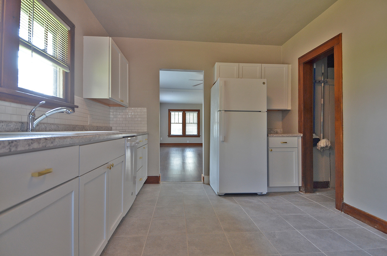 760 Guthrie Street Ottawa, IL 61350 - Photo 7 of 24